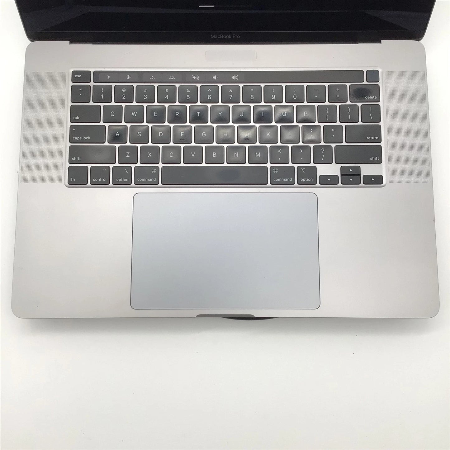MacBook Pro 16” (2019) – i7 / 32GB / 512GB (Good)